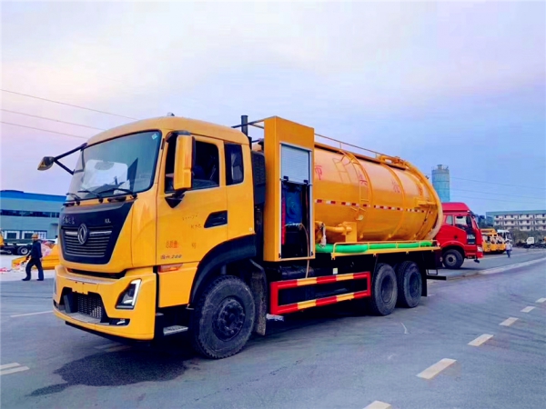 東風天龍大型市政搶修車